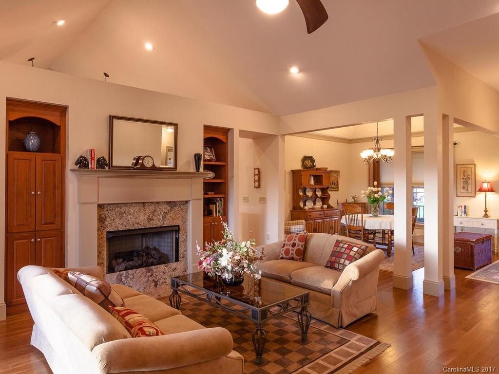 29 Majestic View Court #28 - Photo 6