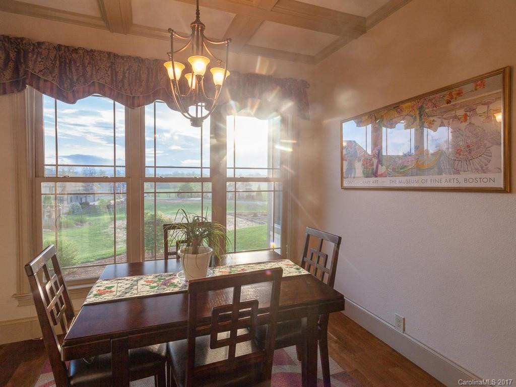 29 Majestic View Court #28 - Photo 10