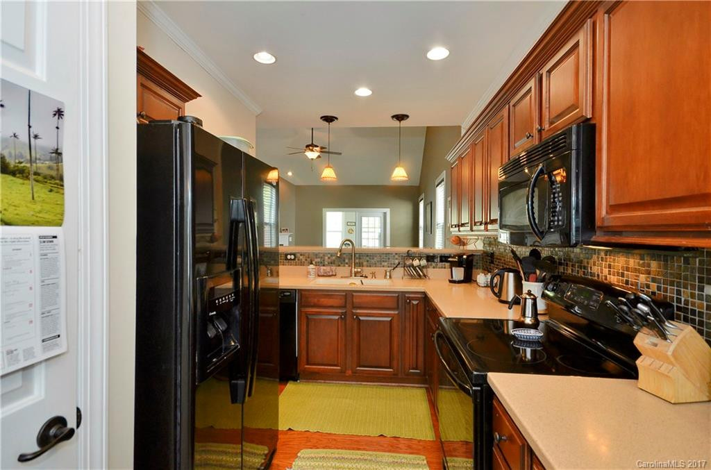 11 Dansford Lane #75 - Photo 3