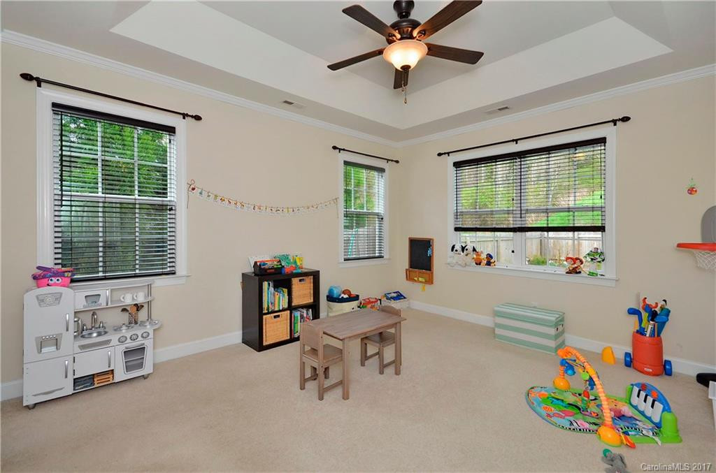 11 Dansford Lane #75 - Photo 5