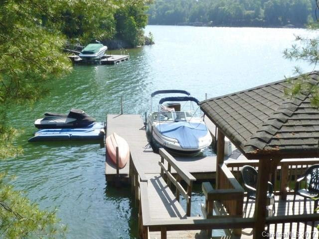 1739 Linden Grove Court - Photo 2