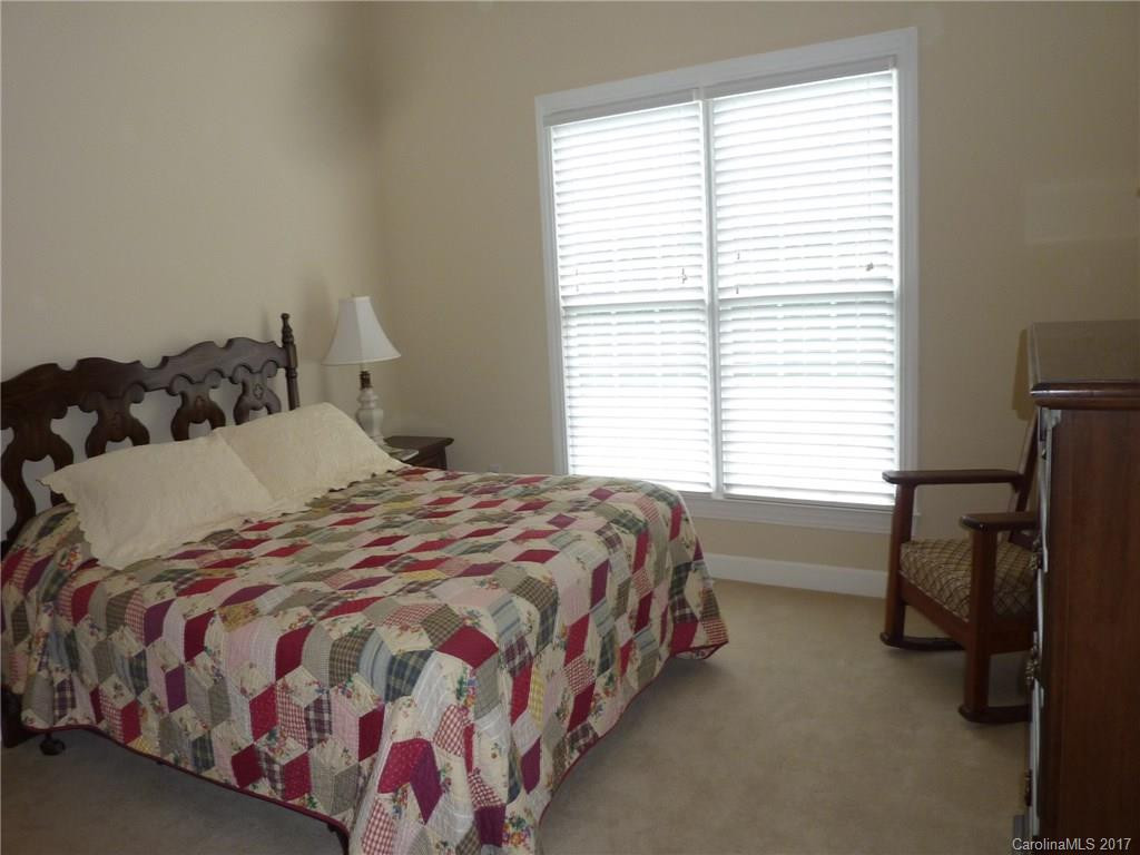 1739 Linden Grove Court - Photo 13