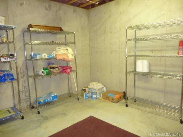 1739 Linden Grove Court - Photo 16