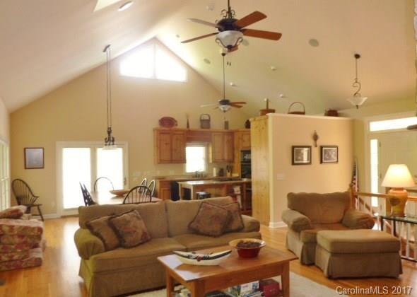 1739 Linden Grove Court - Photo 4