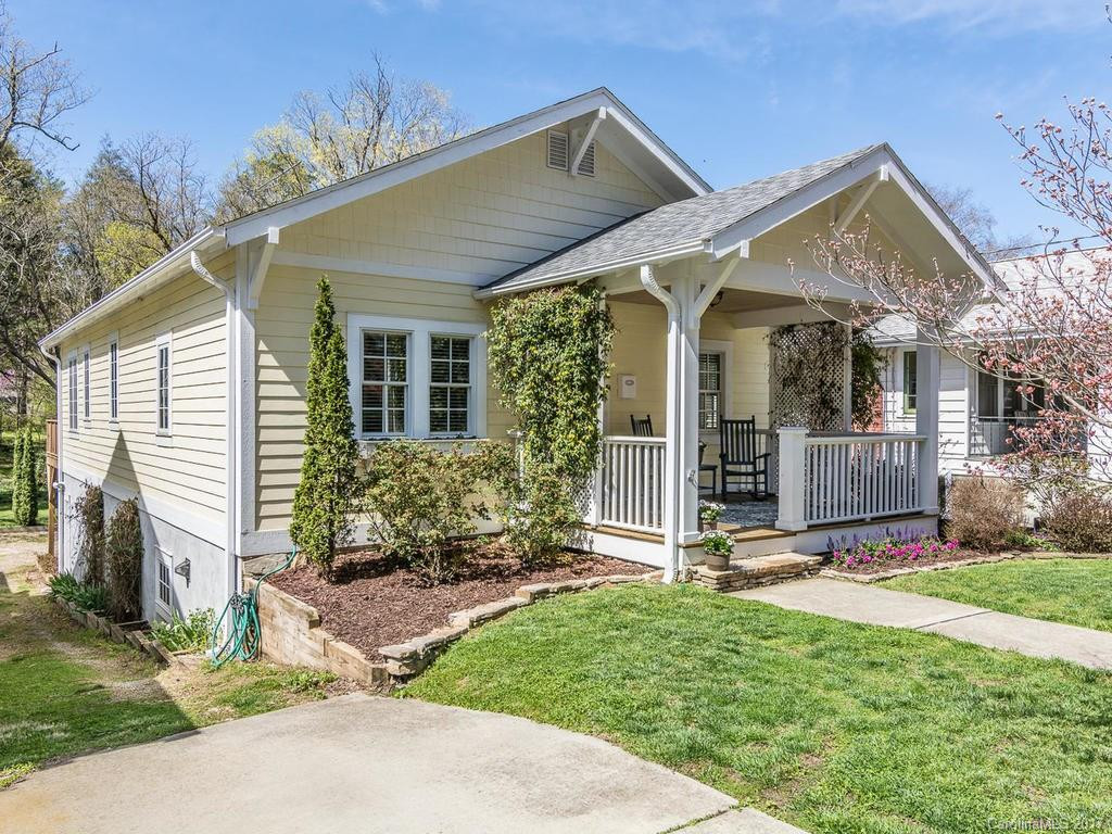 140 Murdock Avenue - Photo 2