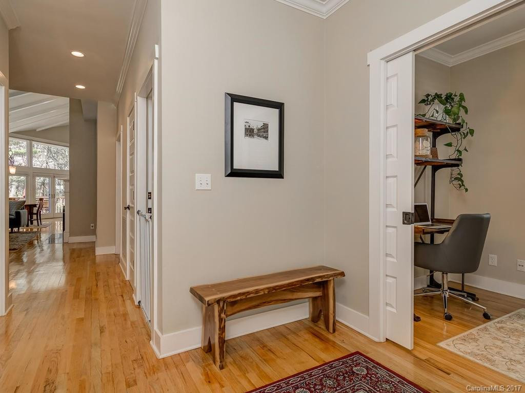 140 Murdock Avenue - Photo 4