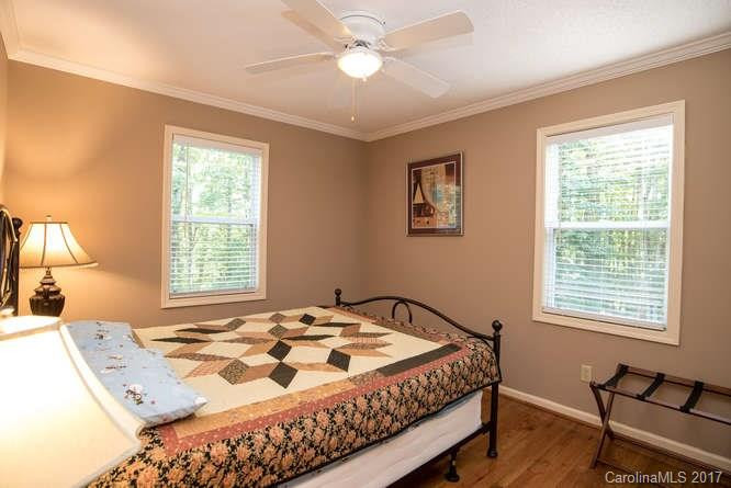 159 Skyview Circle - Photo 11