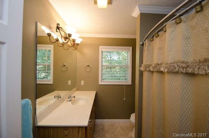 159 Skyview Circle - Photo 14