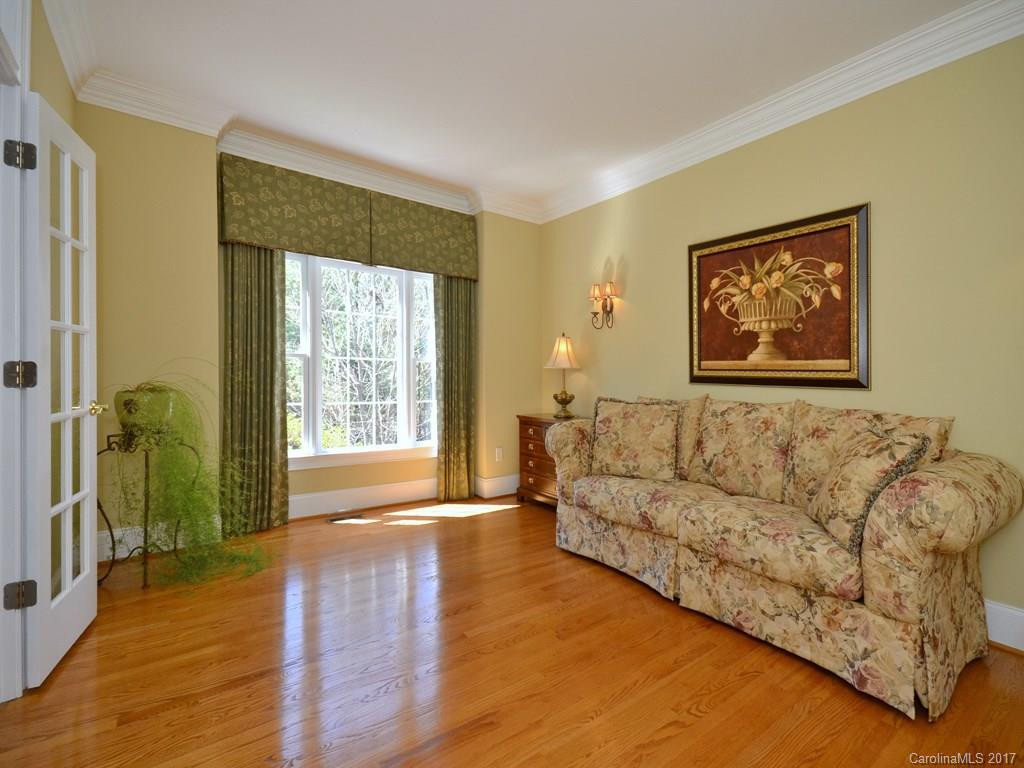 11 Hickory Ridge - Photo 2