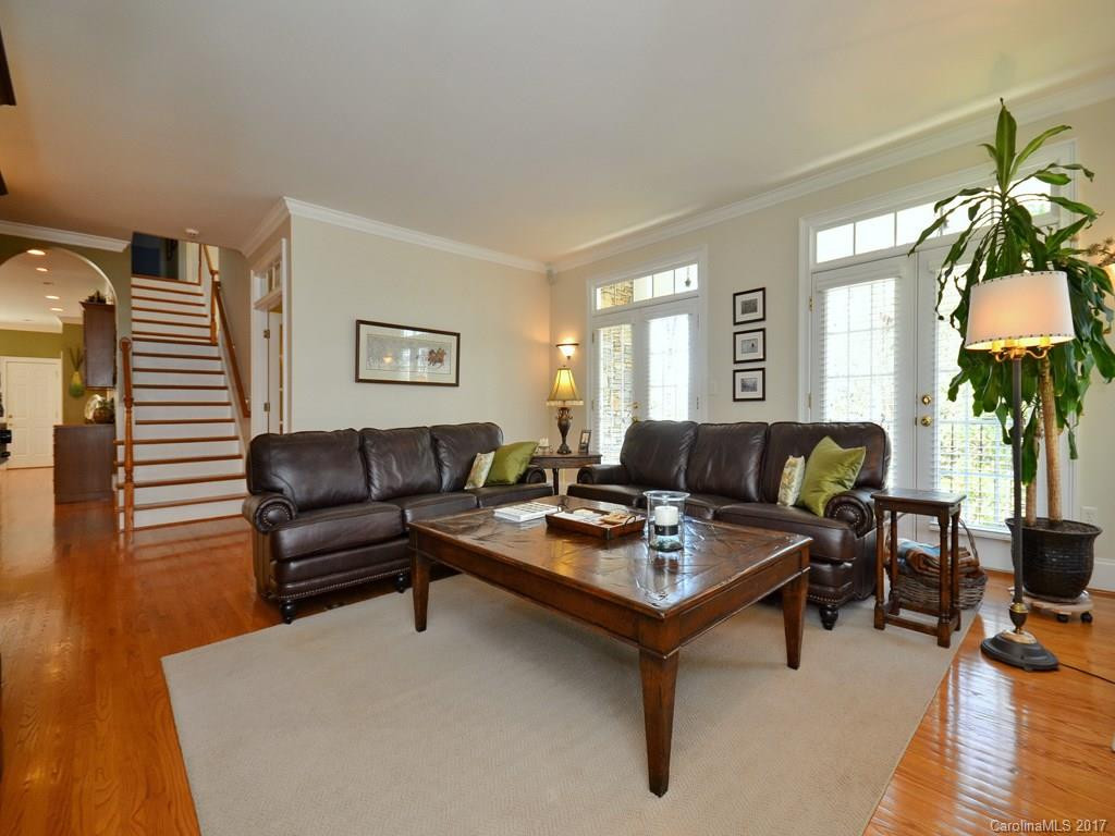 11 Hickory Ridge - Photo 4