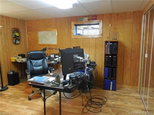 2205 Paint Fork Road - Photo 11