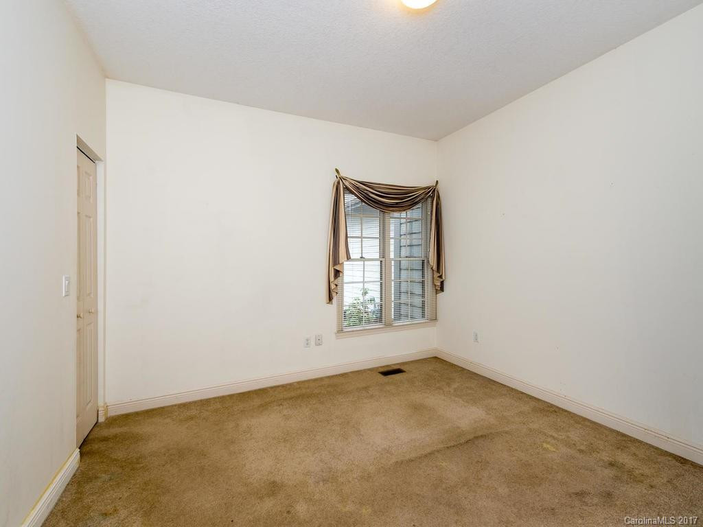 11 Little Cedar Court - Photo 15
