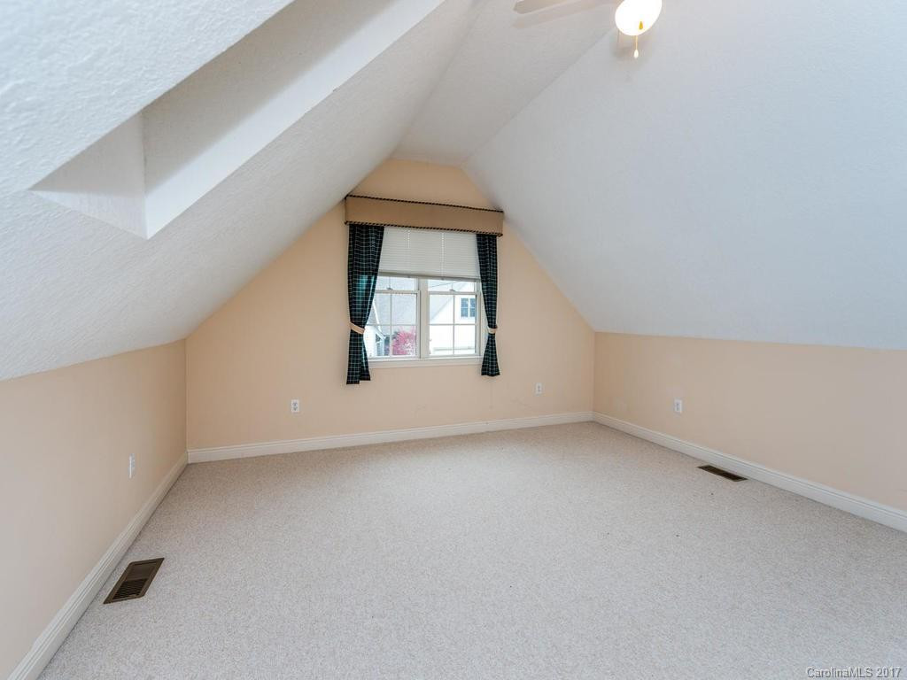 11 Little Cedar Court - Photo 17