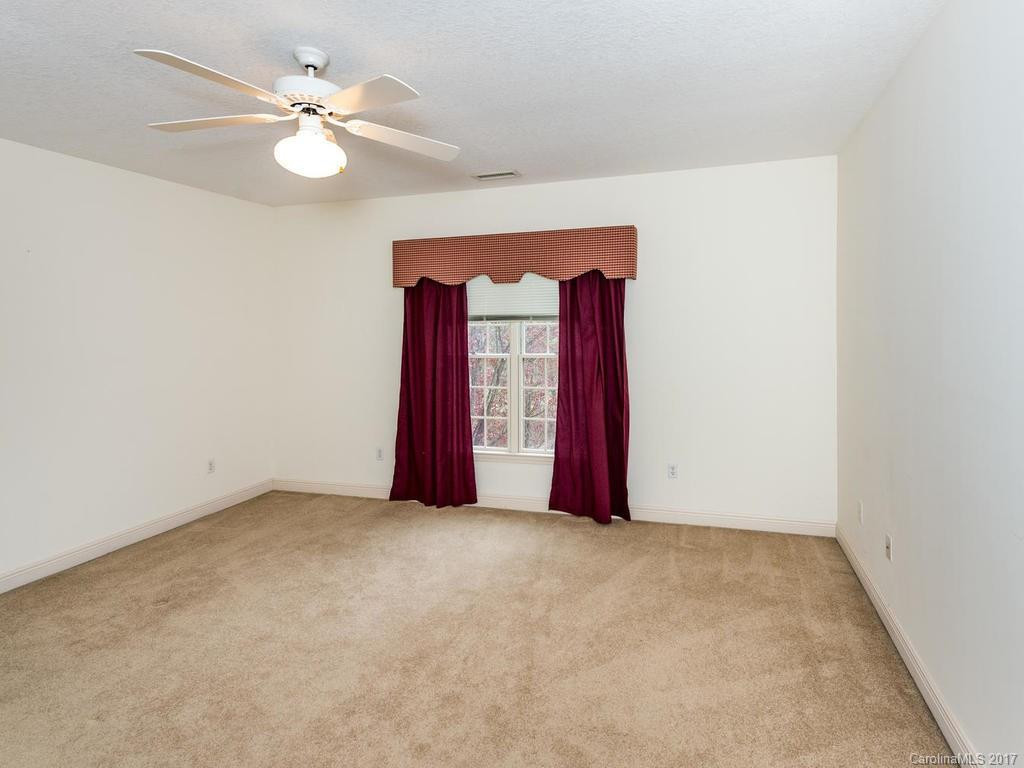 11 Little Cedar Court - Photo 19