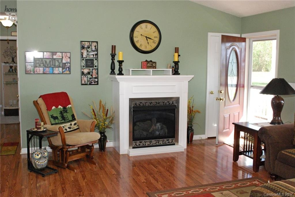 89 Gibbs Road - Photo 17