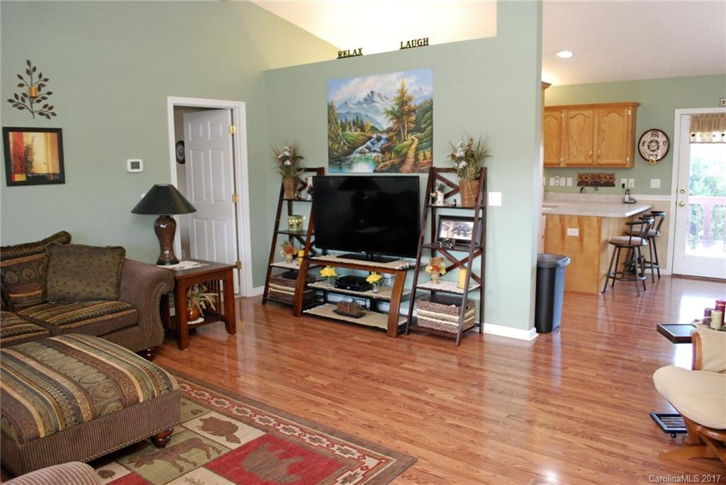 89 Gibbs Road - Photo 8
