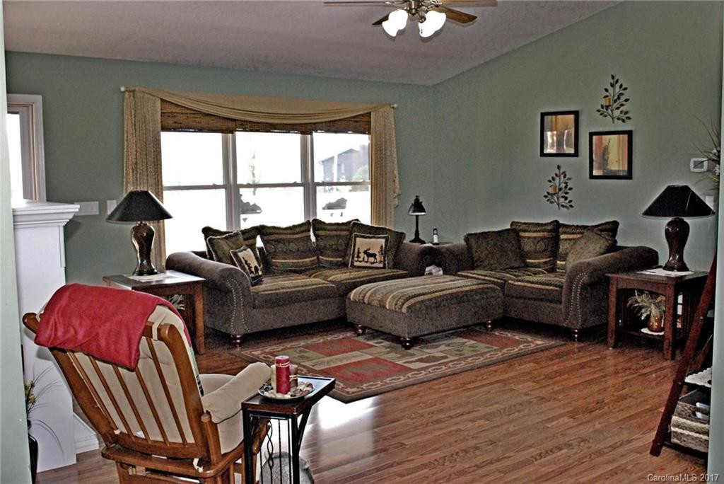 89 Gibbs Road - Photo 9