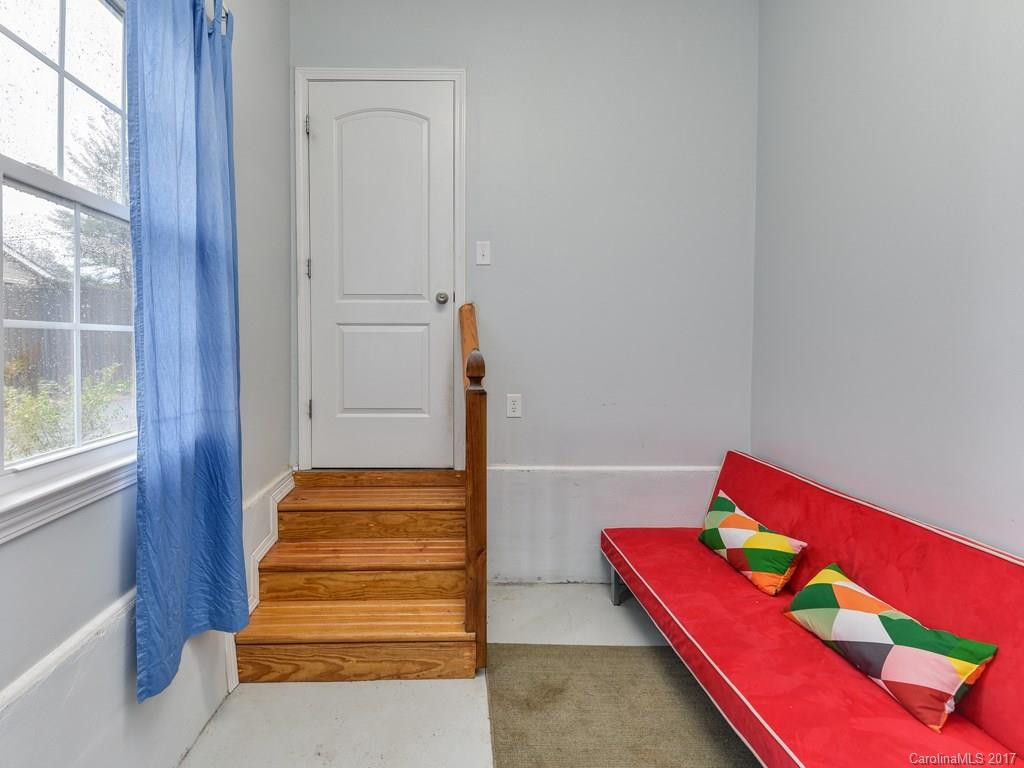 35 Highland Street - Photo 17