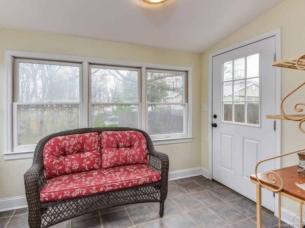 35 Highland Street - Photo 10