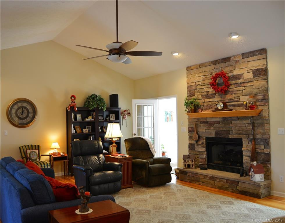 115 Jonathan Creek Drive #30 - Photo 5