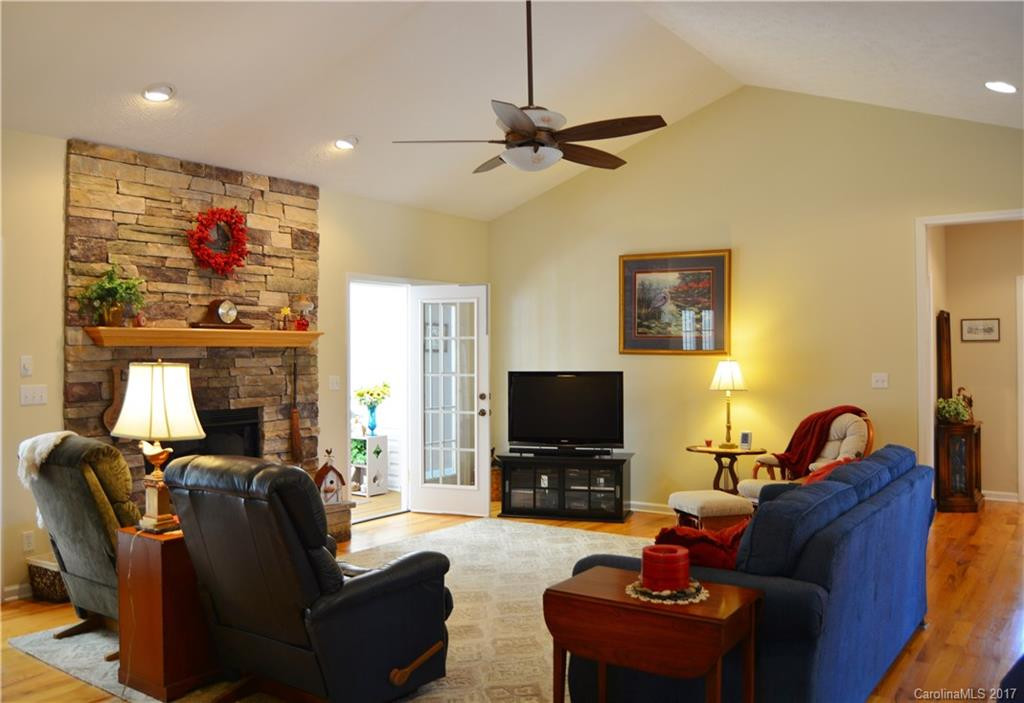 115 Jonathan Creek Drive #30 - Photo 6