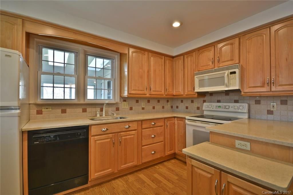 103 Raleigh Road - Photo 10
