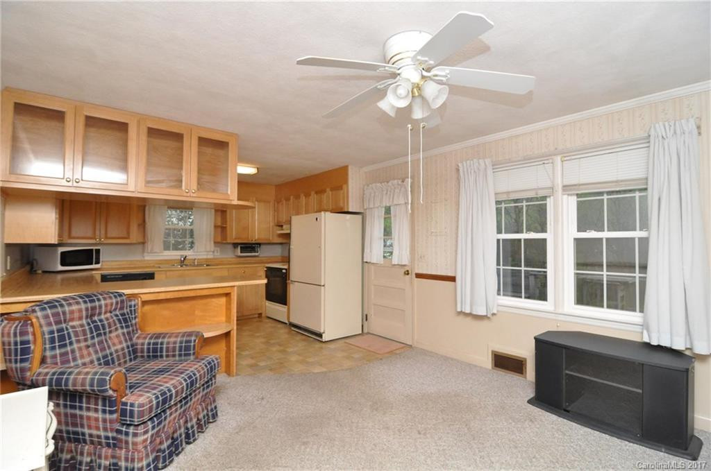81 Park Street - Photo 12