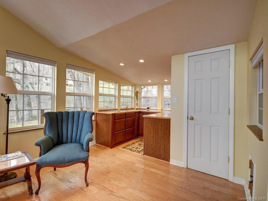 443 Sugar Mountain Road - Photo 14