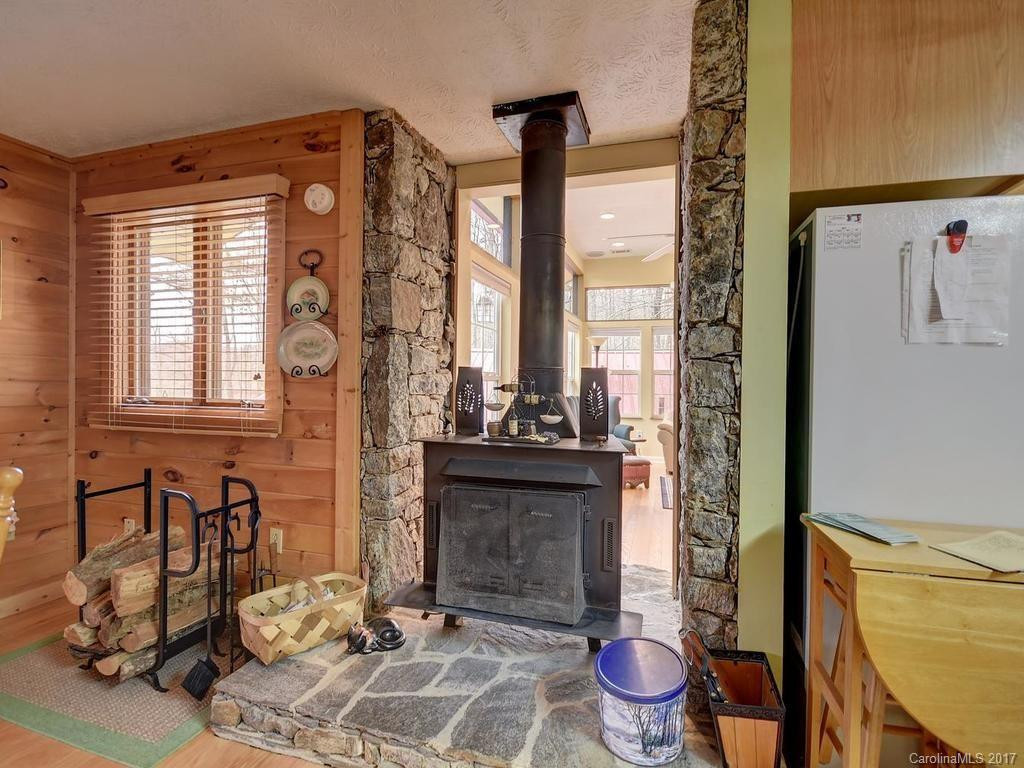 443 Sugar Mountain Road - Photo 16