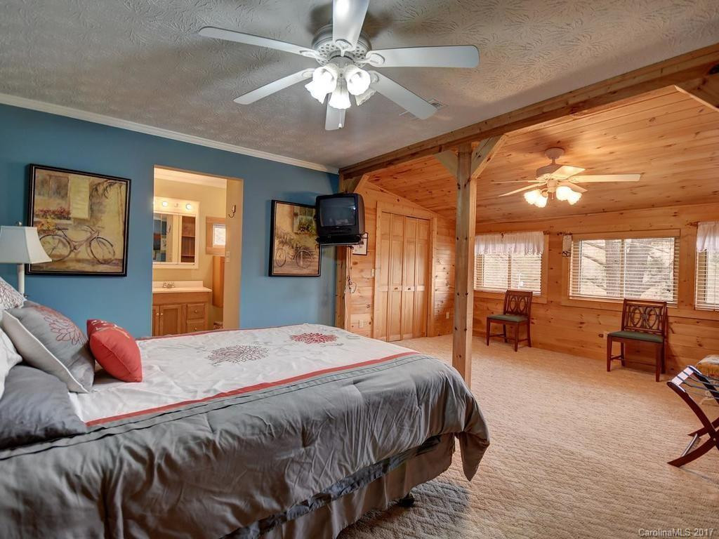 443 Sugar Mountain Road - Photo 23