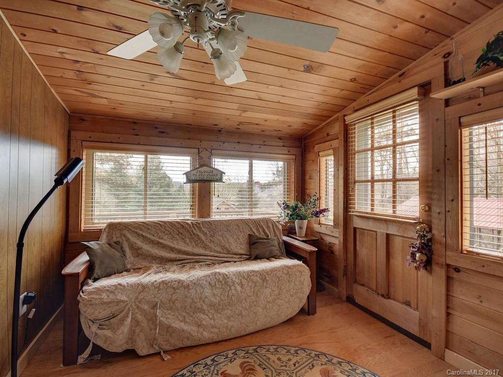 443 Sugar Mountain Road - Photo 10