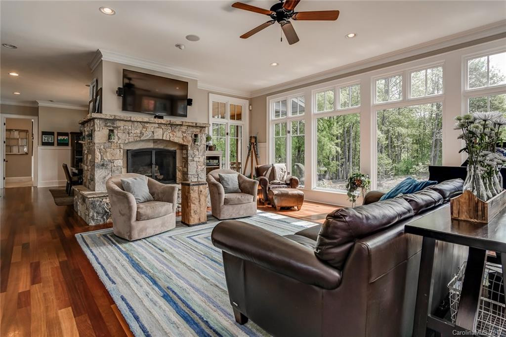 462 Skytop Farm Lane - Photo 3