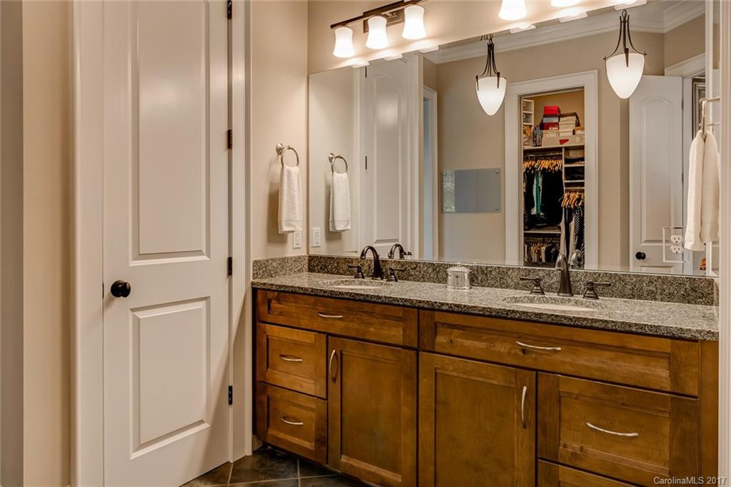 462 Skytop Farm Lane - Photo 10