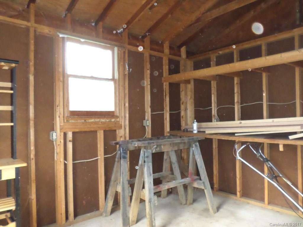 89 Tarheel Drive - Photo 14