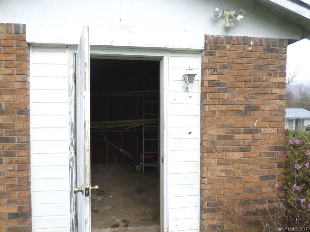 89 Tarheel Drive - Photo 15