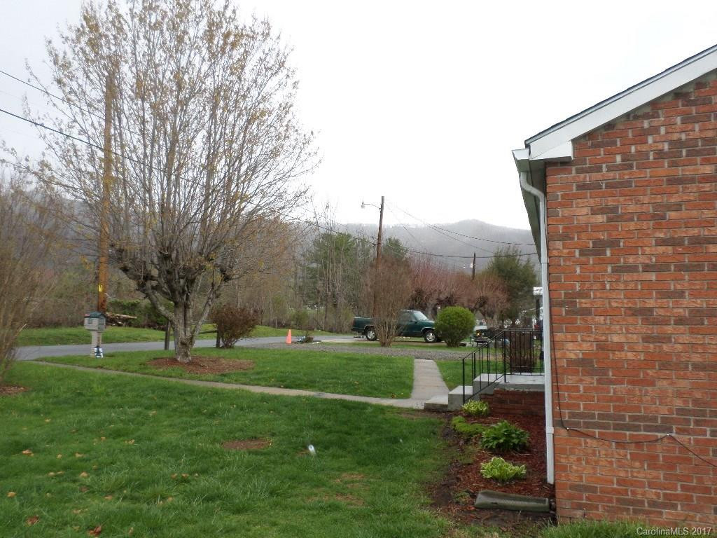 89 Tarheel Drive - Photo 18