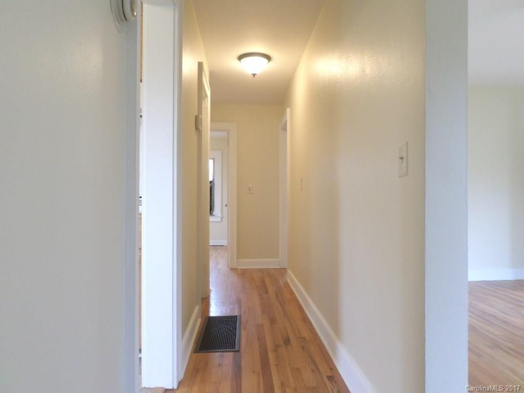 89 Tarheel Drive - Photo 4