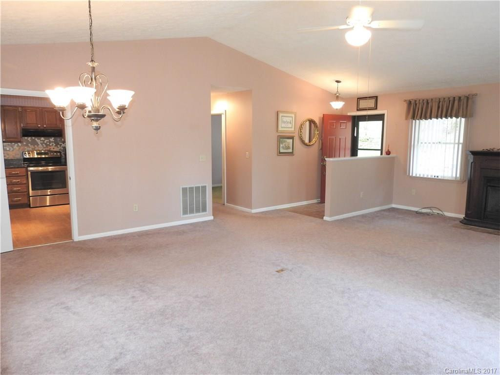 816 Greenwood Drive - Photo 4