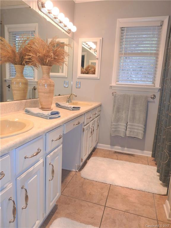 816 Greenwood Drive - Photo 9