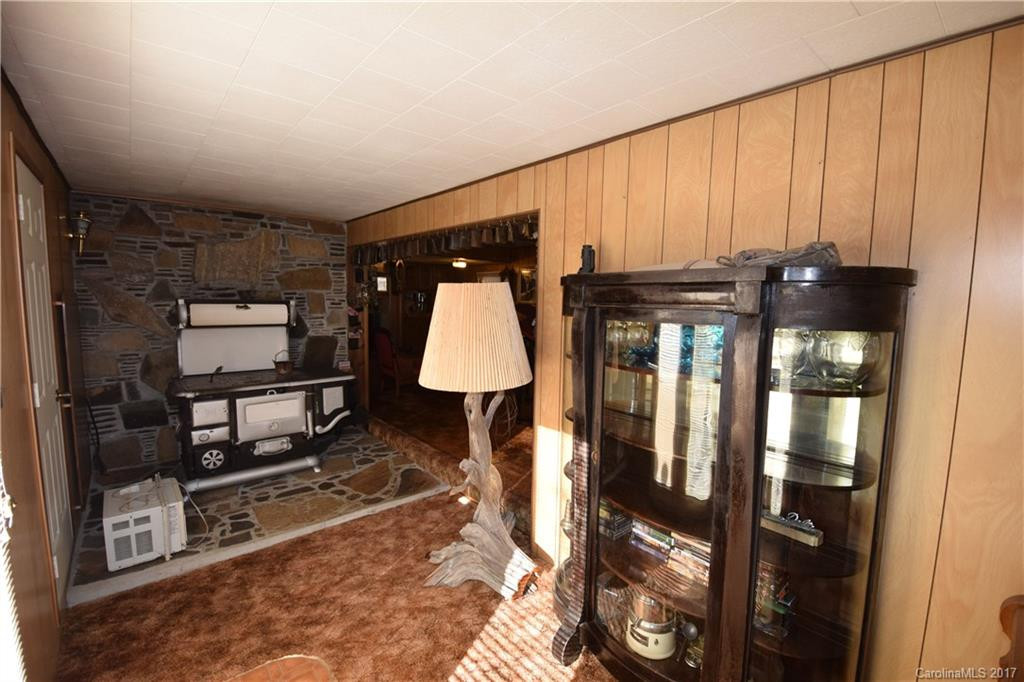 921 Ridge Road - Photo 9