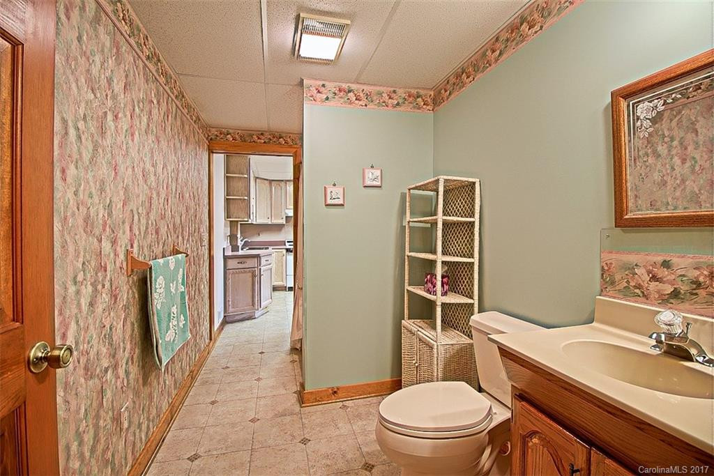 360 Acorn Alley - Photo 17
