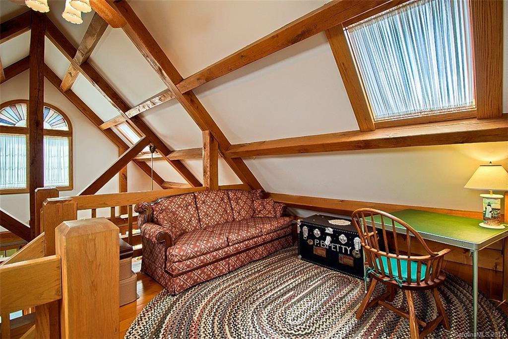 360 Acorn Alley - Photo 8