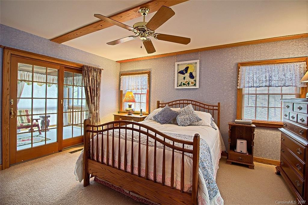 360 Acorn Alley - Photo 9