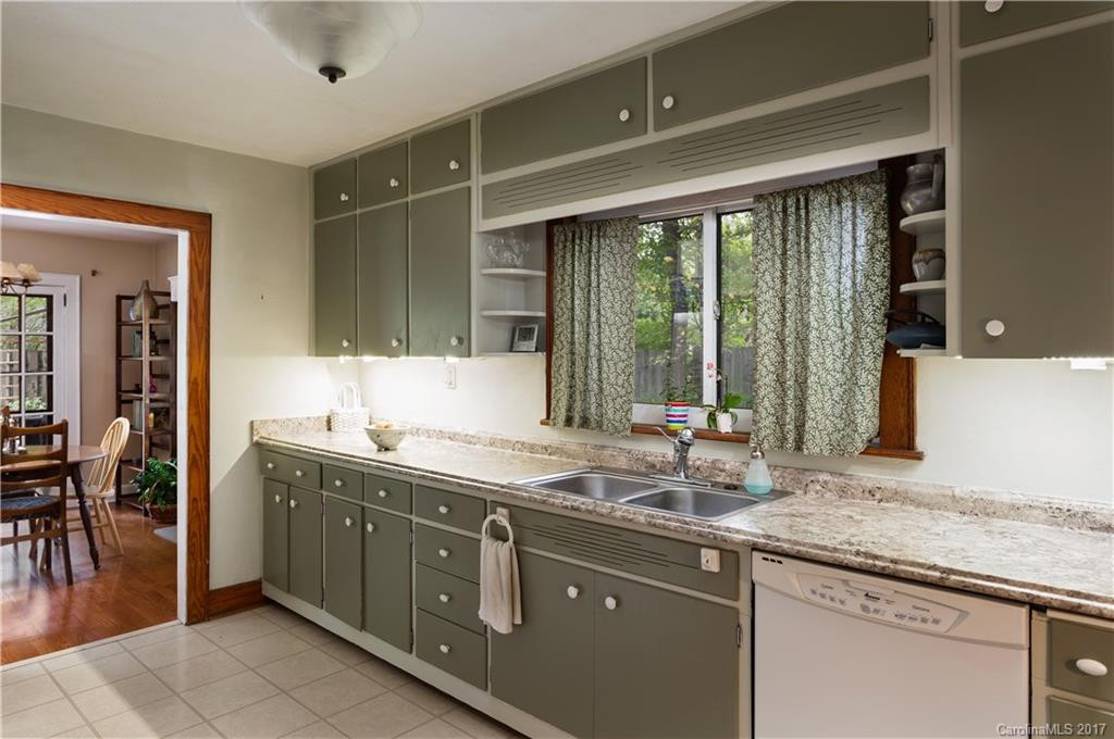 20 Evergreen Avenue - Photo 12