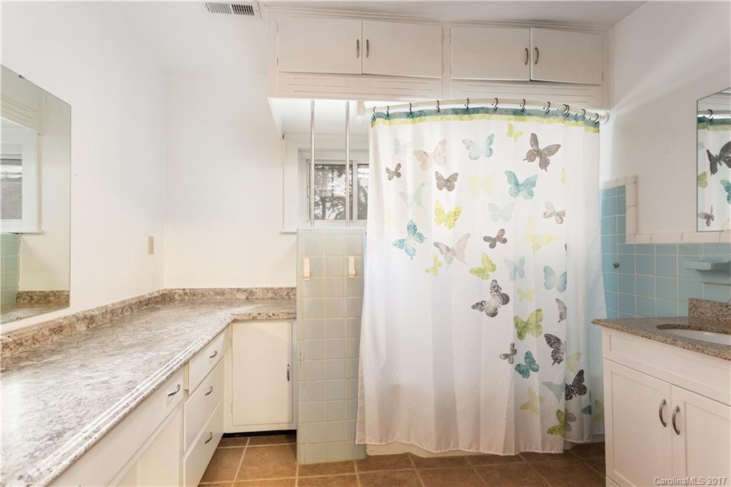 20 Evergreen Avenue - Photo 13