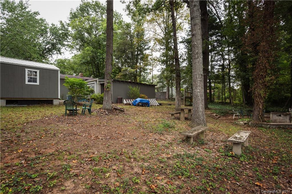 20 Evergreen Avenue - Photo 5