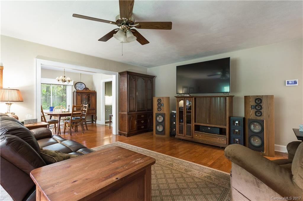 20 Evergreen Avenue - Photo 7