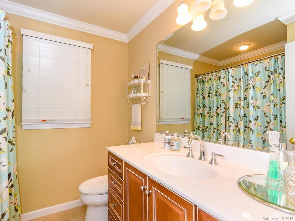 3360 Haywood Road - Photo 19