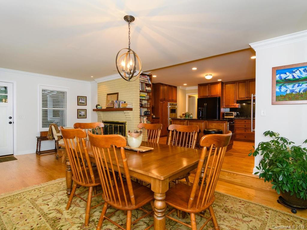 3360 Haywood Road - Photo 6