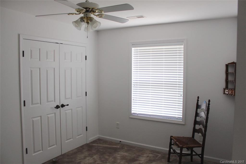 136 Scherer Drive - Photo 19